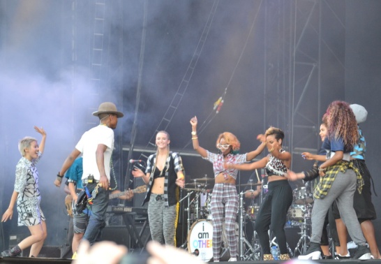Pharrell Williams with dancers